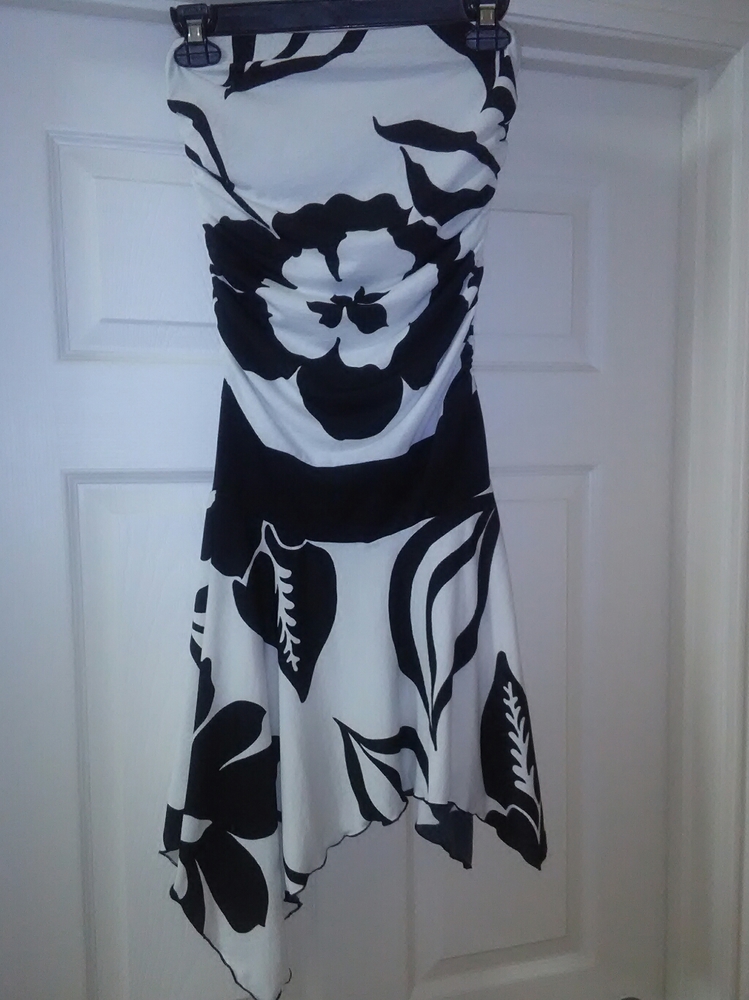 Strapless dress